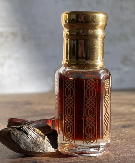 Is Oud Wood the Greatest Fragrance Ever?