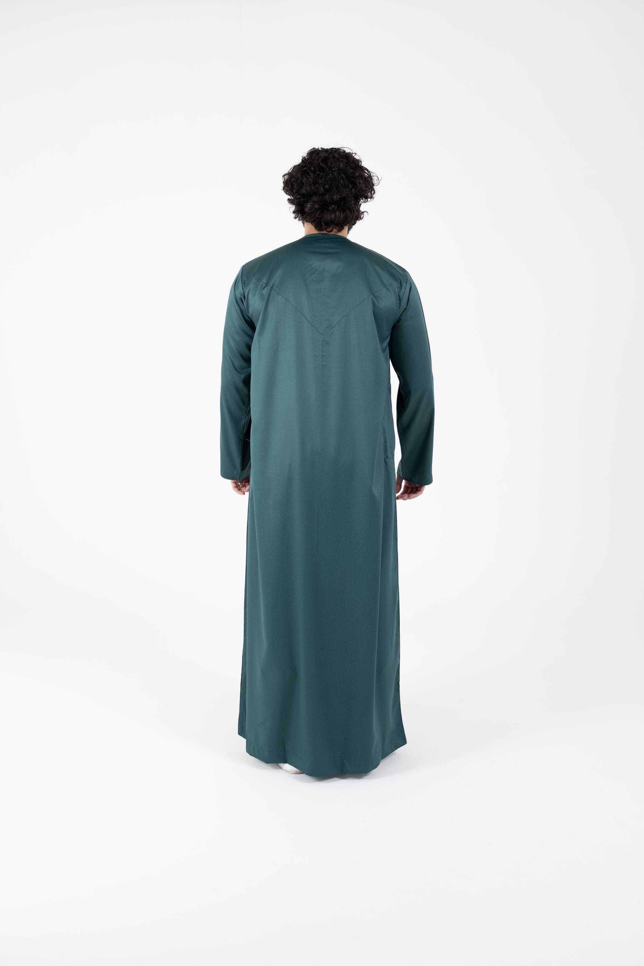 Shiny Emirati Thobes