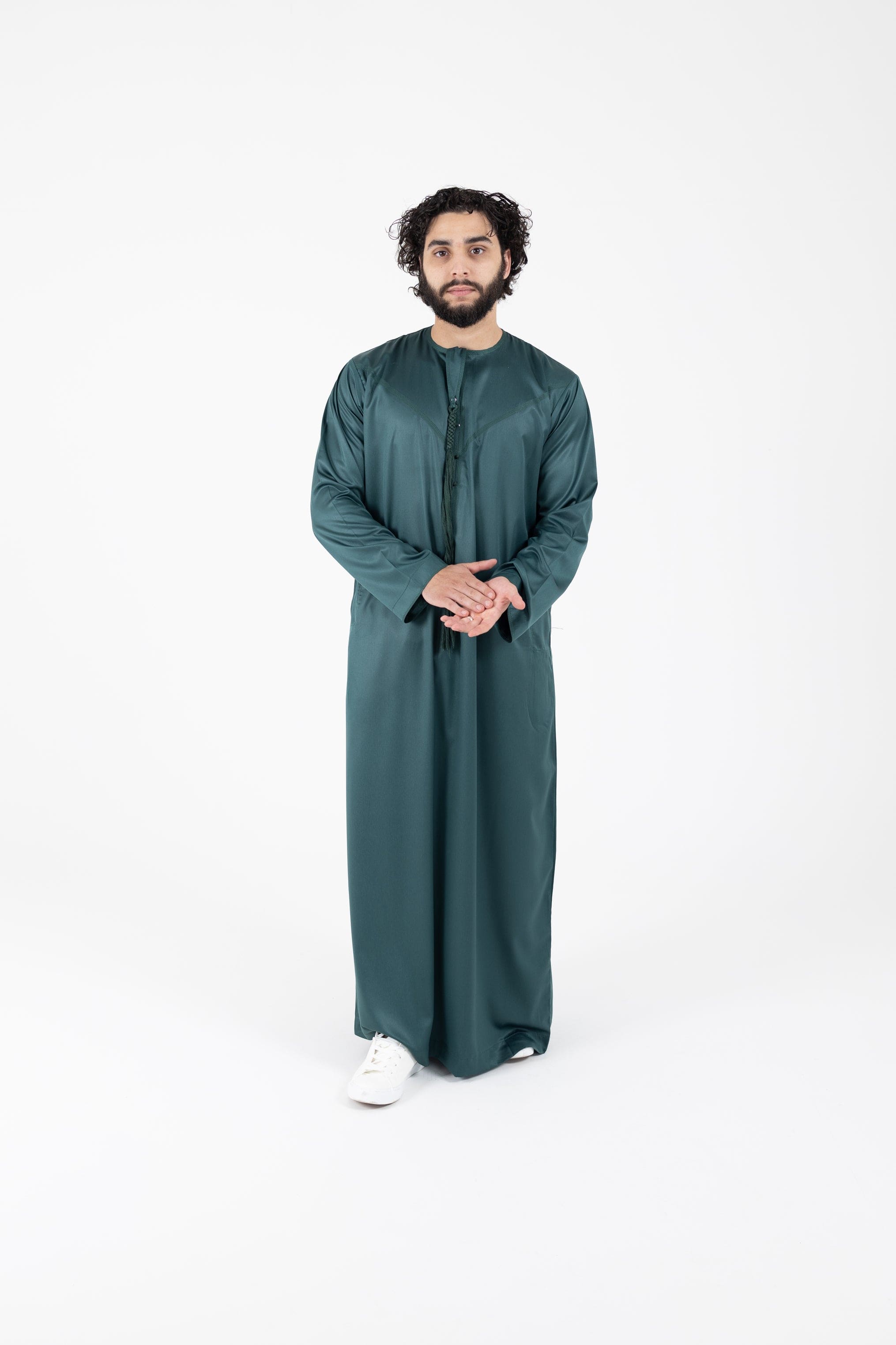 Shiny Emirati Thobes