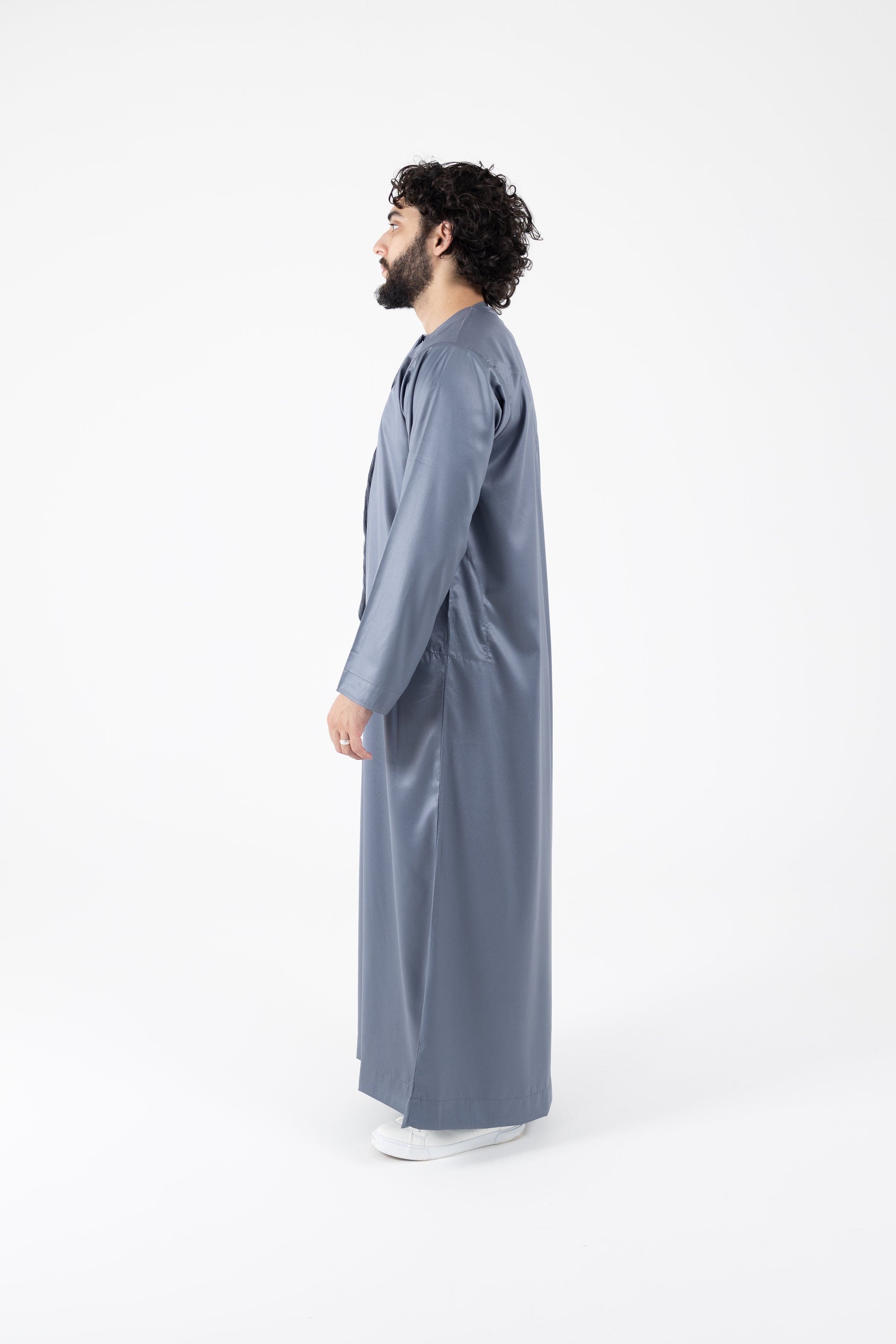Shiny Emirati Thobes
