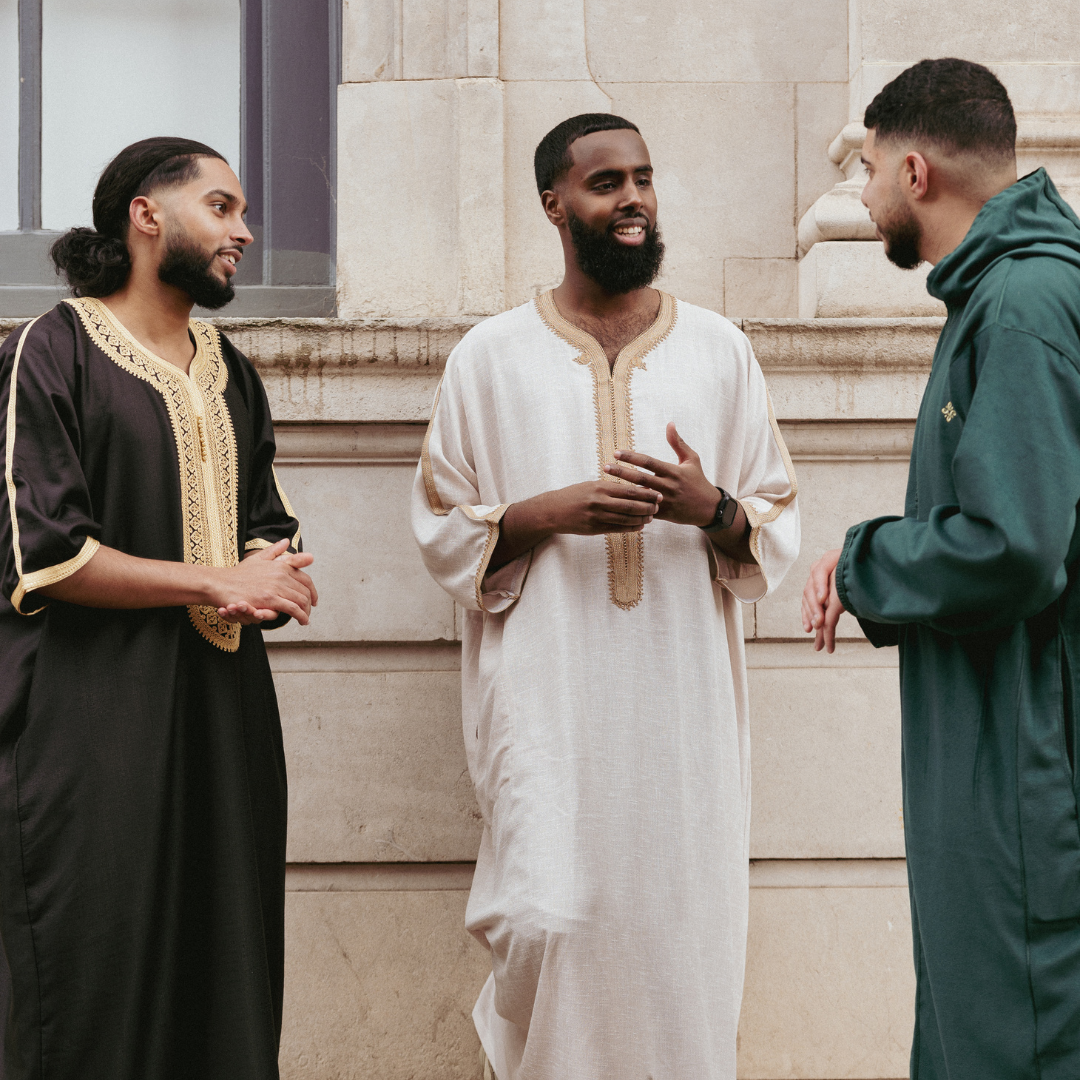 Moroccan Thobes Vs Emirati Thobes