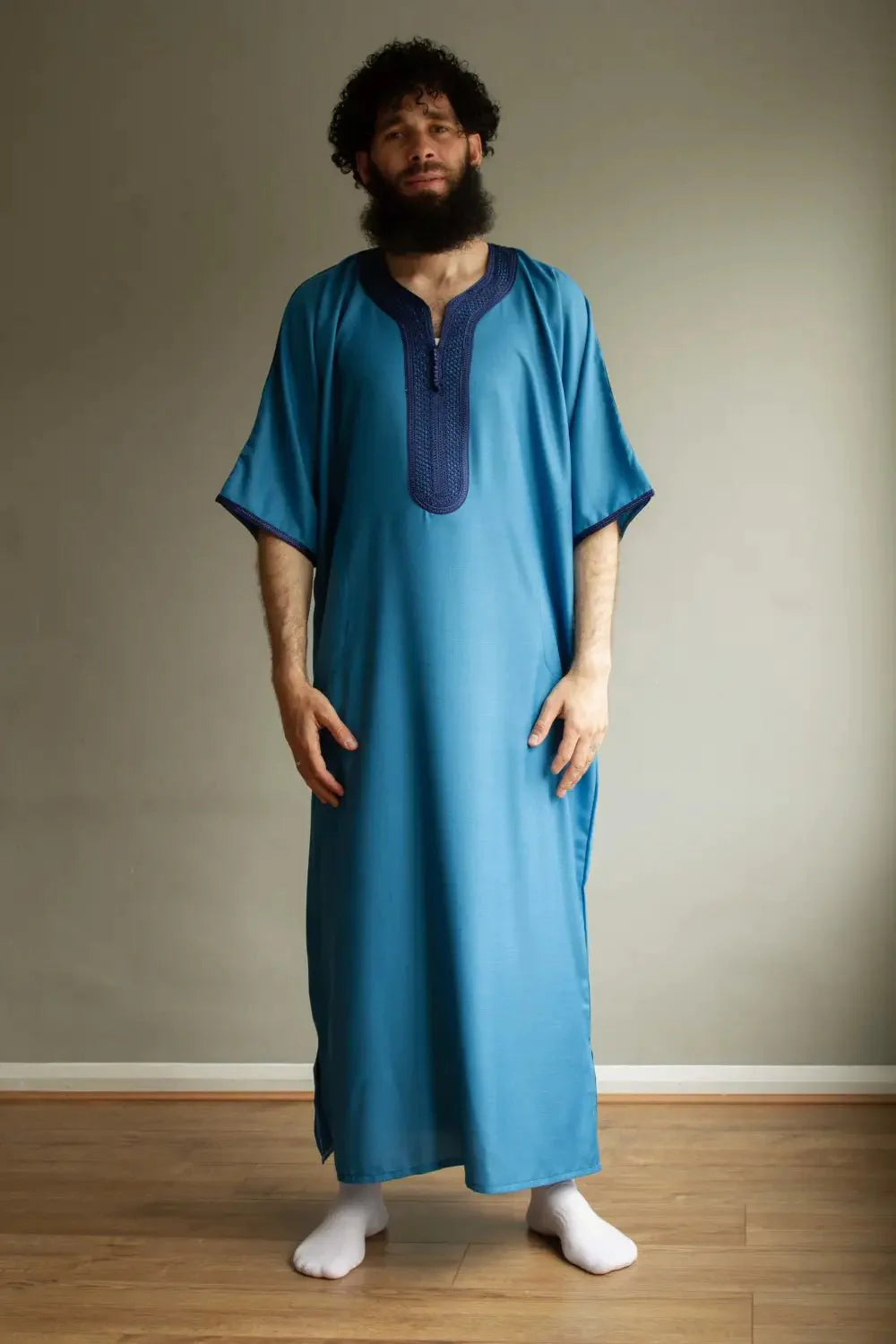 what people thinks about thobes in uk