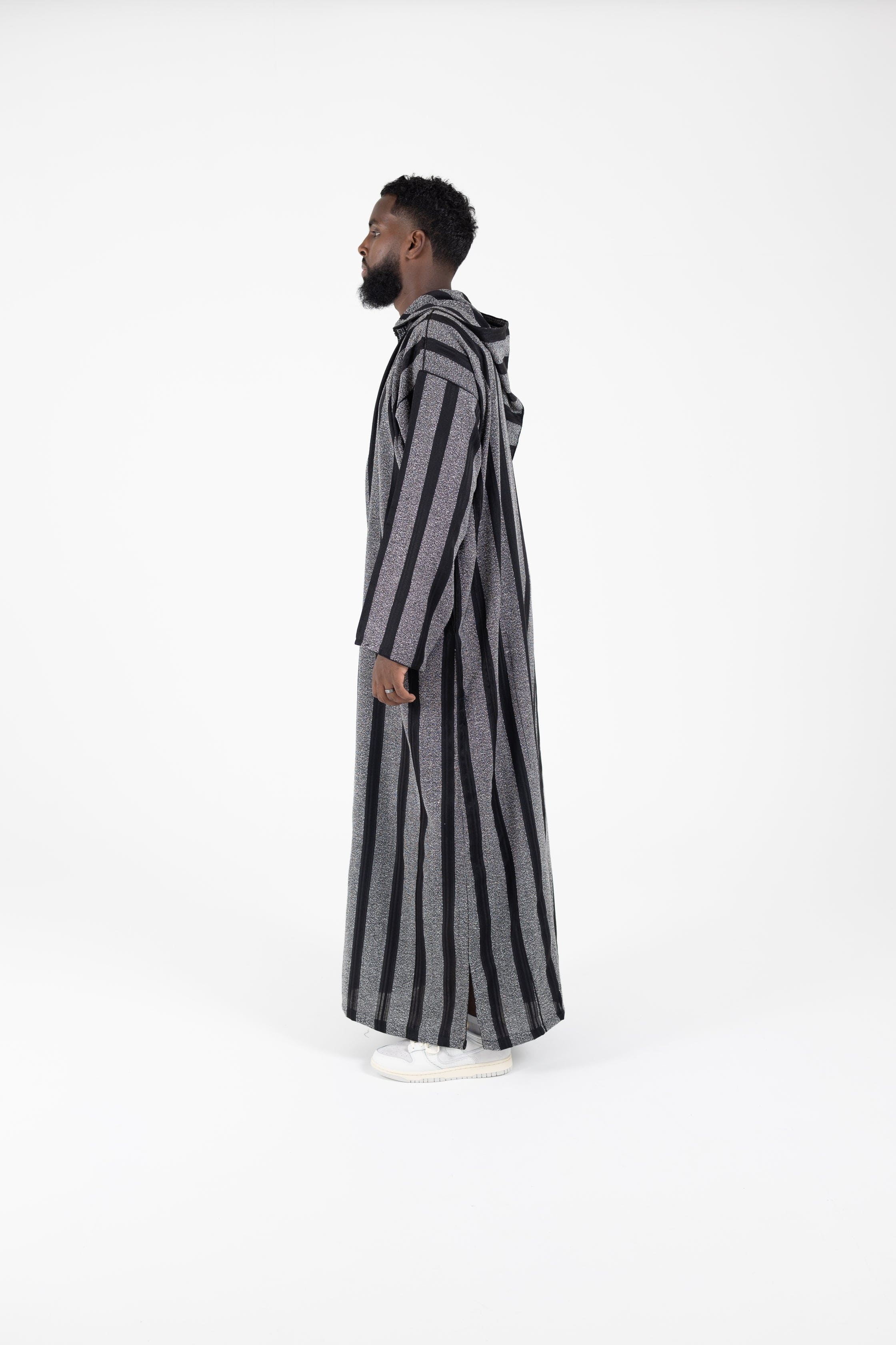 Black lightweight thobe Djellaba 